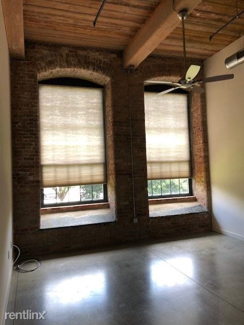 400 400 Mills Ave 323 - Photo 2 of 14