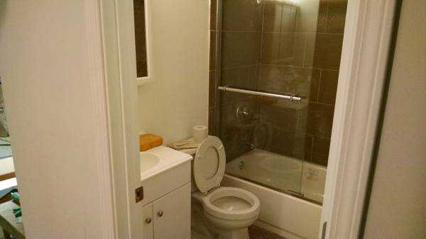 261 Crestmoor Cir - Photo 3 of 5