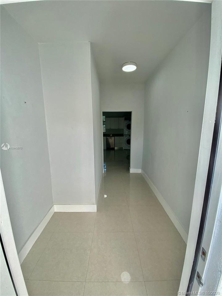 9312 NW 3rd Ave - Photo 3 of 22