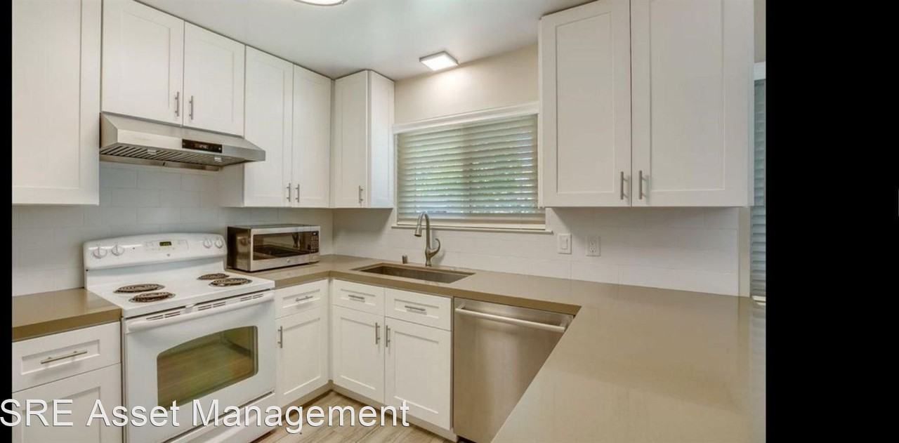 245 Jo Dr - Photo 2 of 11