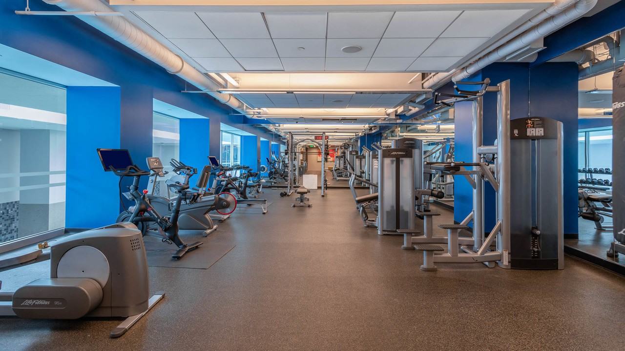 660 Washington St #11O