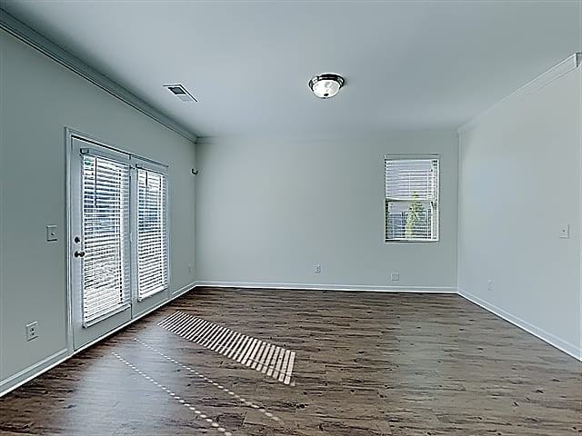 3711 Jerry Anderson Dr - Photo 3 of 15