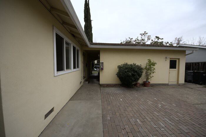 1345 Kingfisher Way - Photo 2 of 30