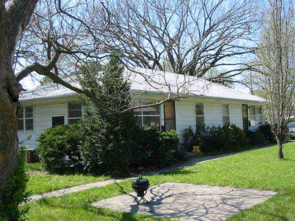 1824 Missouri St #1 - Photo 2 of 6