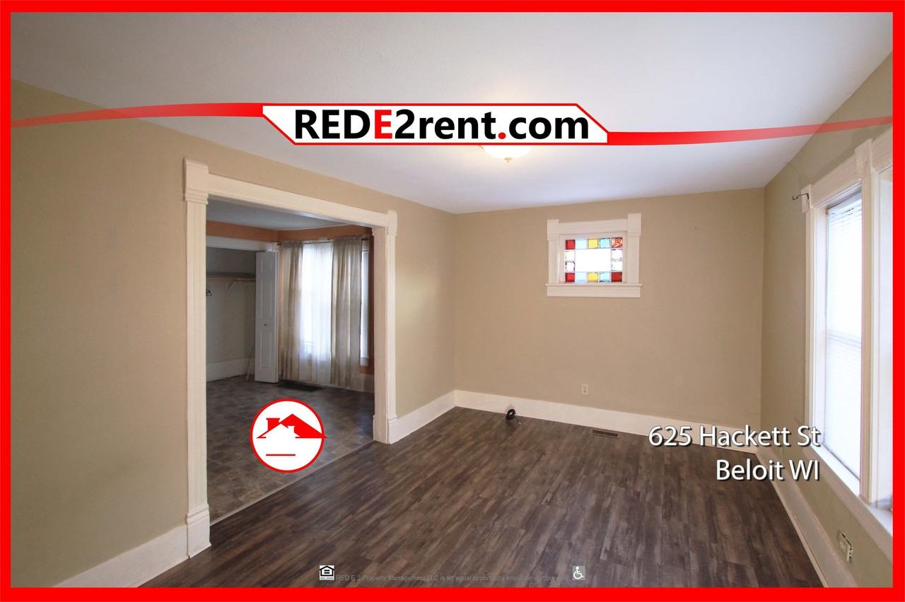 625 Hackett St #1 - Photo 2 of 12