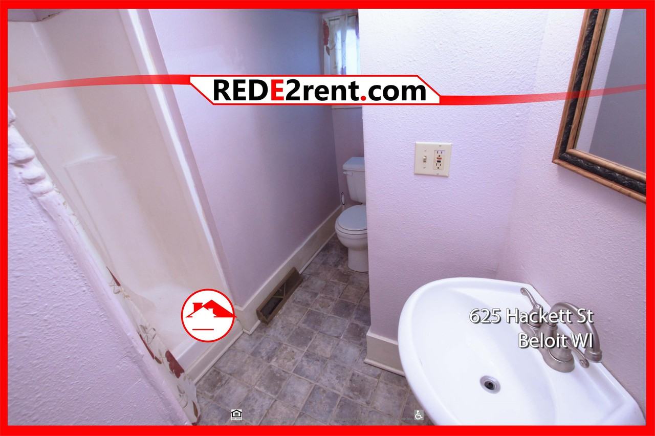 625 Hackett St #1 - Photo 7 of 12