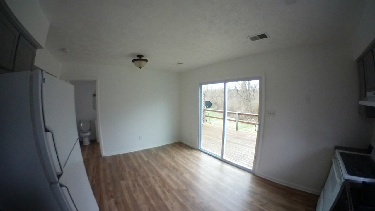 217 Creekside Court #B - Photo 5 of 23