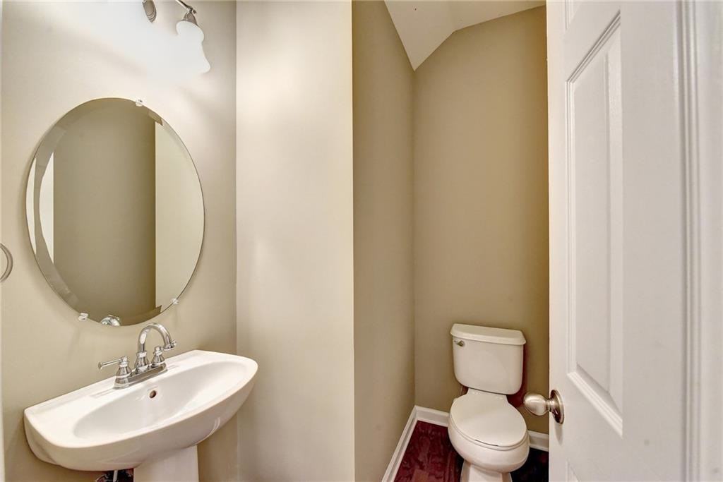 3329 Fernview Dr #1 - Photo 4 of 20