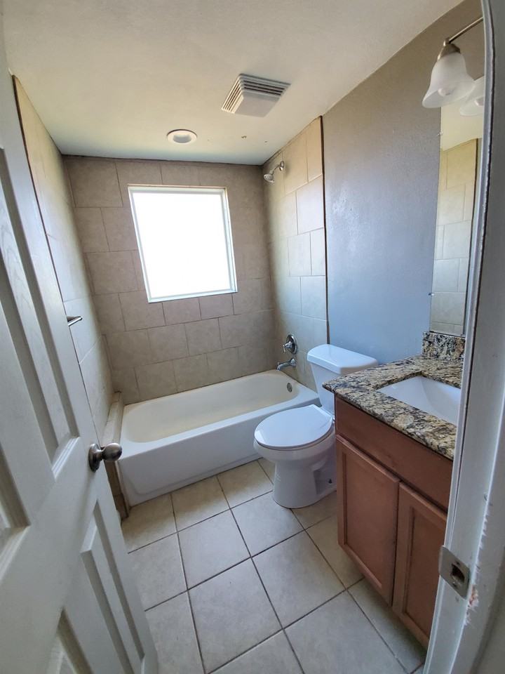 2107 Pollard Street #2107 - Photo 4 of 30