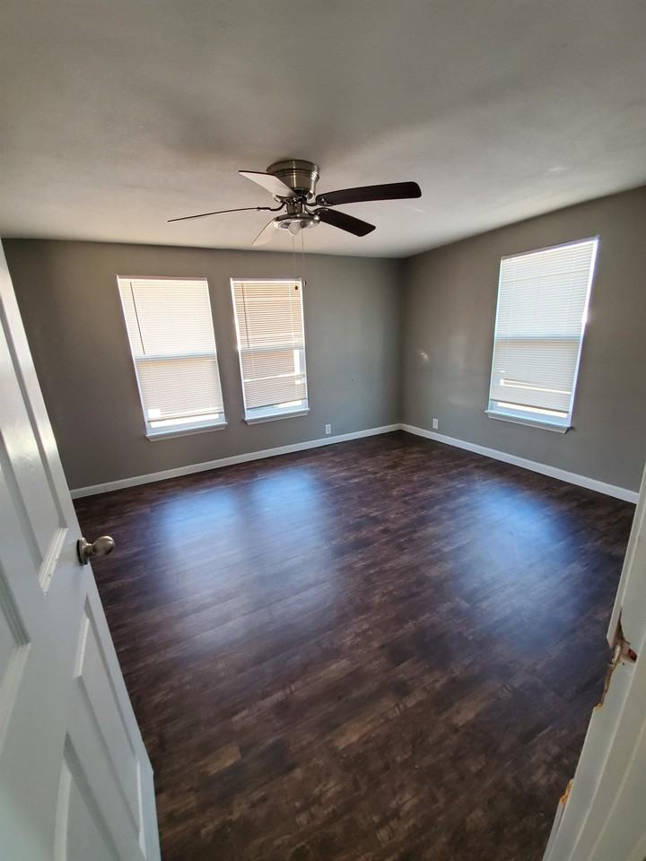 2107 Pollard Street #2107 - Photo 5 of 30