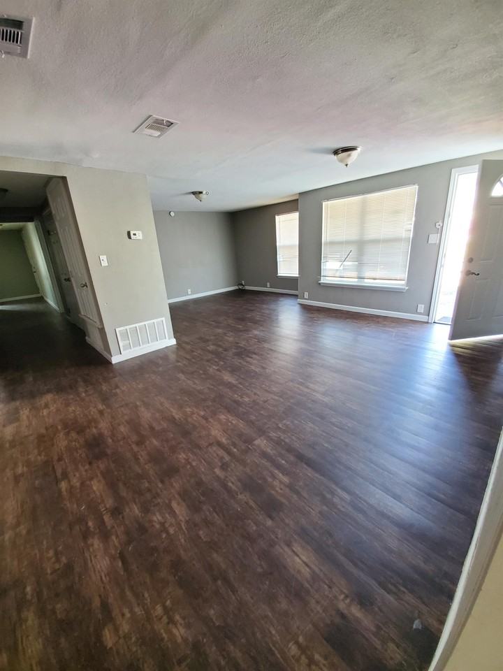 2107 Pollard Street #2107 - Photo 6 of 30