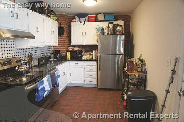 164 Broadway #3 - Photo 5 of 13