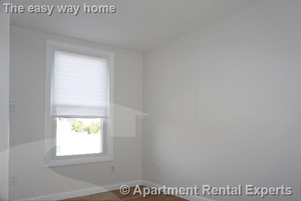 160 Broadway #3 - Photo 3 of 9