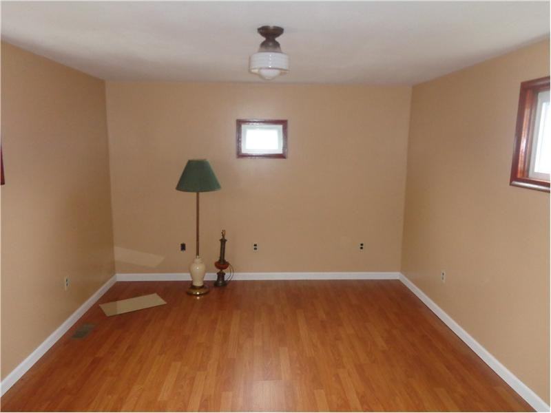 3859 Old State Rte 34 - Photo 2 of 12