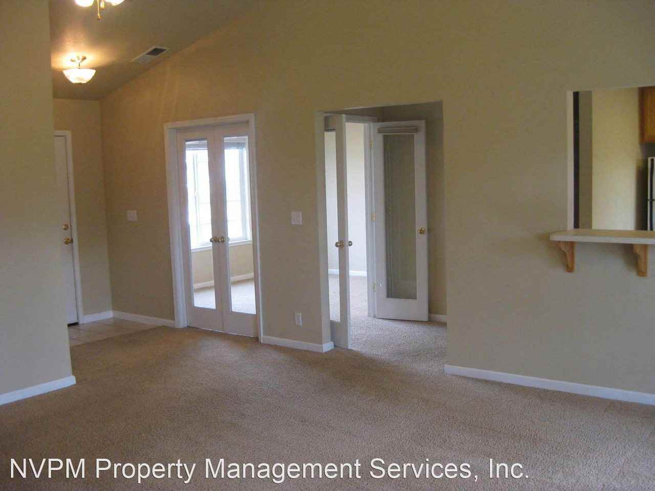 1566 Arch Way - Photo 3 of 11