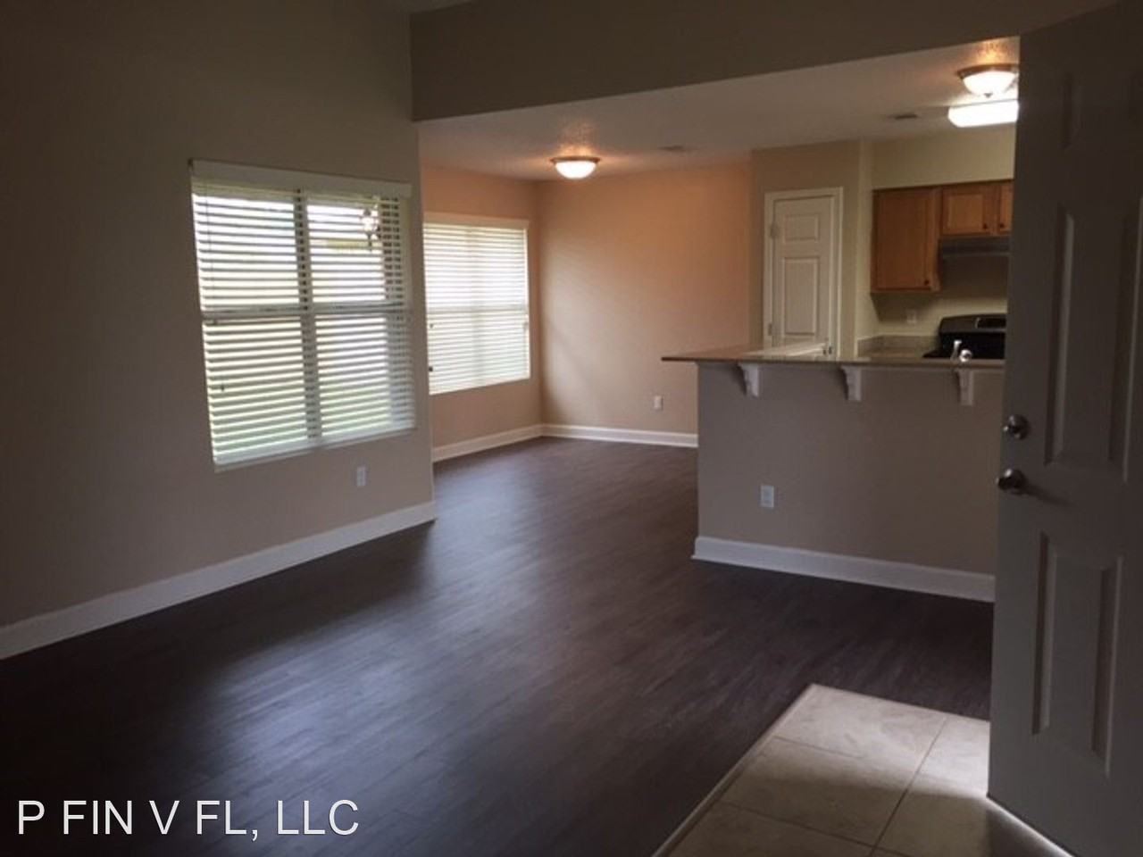 40 Voda Ct - Photo 3 of 11