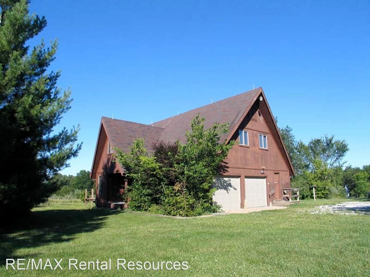 4284 State Road J - Photo 3 of 23
