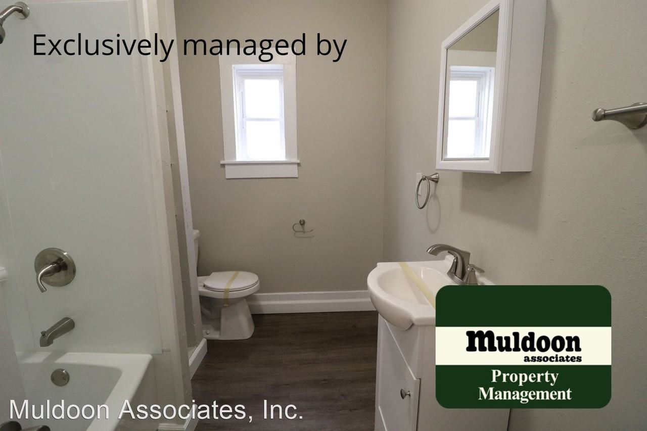 1610 W 18th St - Photo 3 of 11