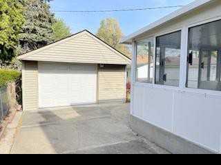 3147 Hollywood St - Photo 2 of 21