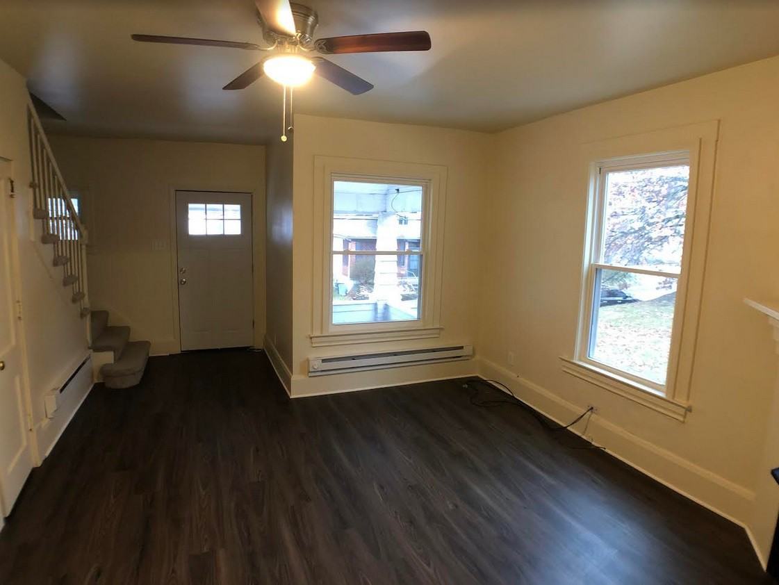 802 Punta Gorda Ave #1 - Photo 2 of 10