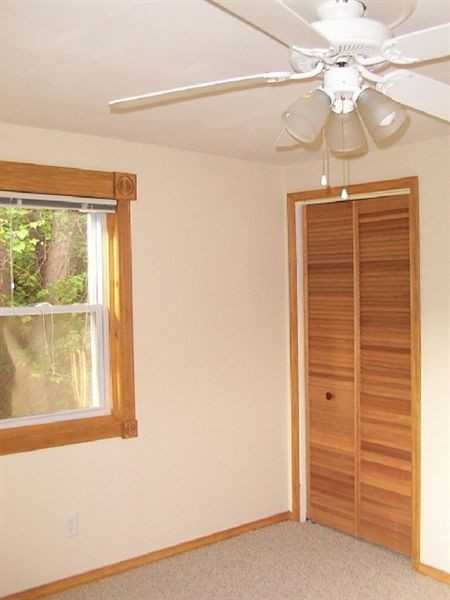 1441 Bradford St NE - Photo 3 of 9