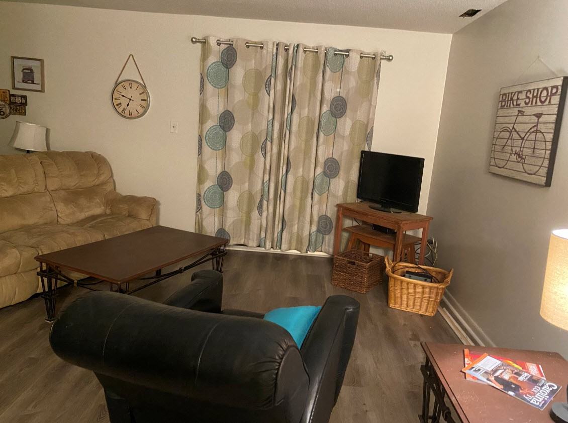 3011 Huntleigh Drive - Photo 2 of 5