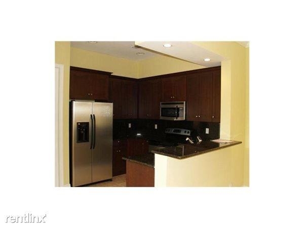 3151 SW 47th St #3151 - Photo 3 of 12