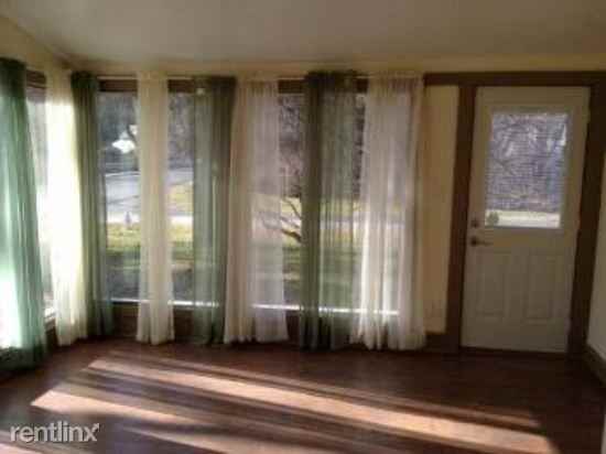 259 Harrison Ave - Photo 3 of 9