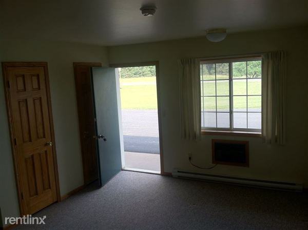 Village Inn Motel & Apartments - Photo 2 of 8