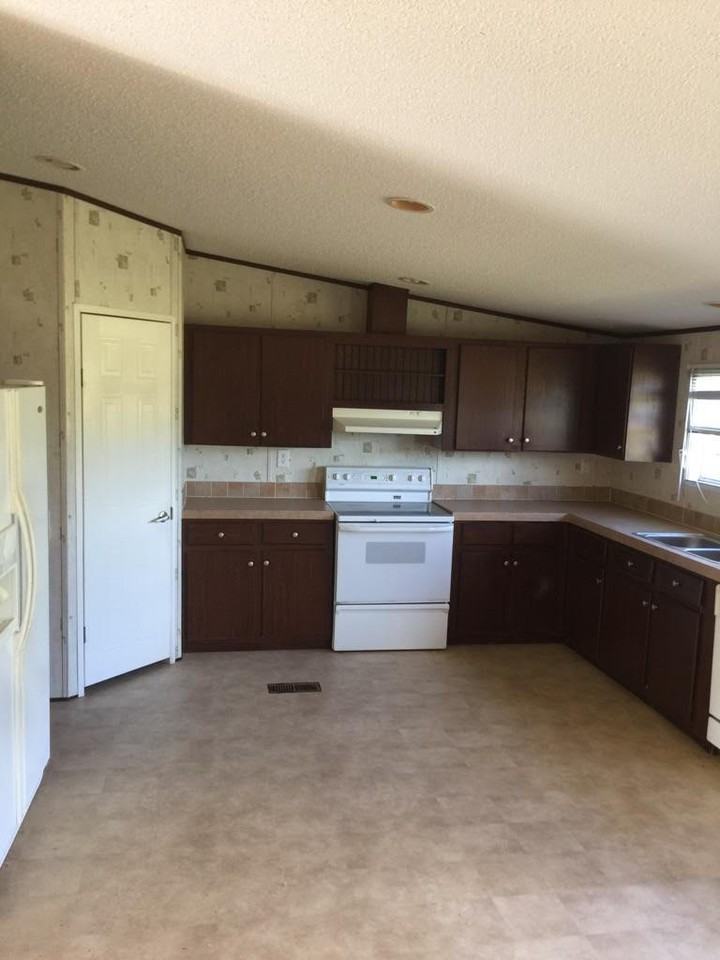 3354 Hwy 903 S #1 - Photo 3 of 10