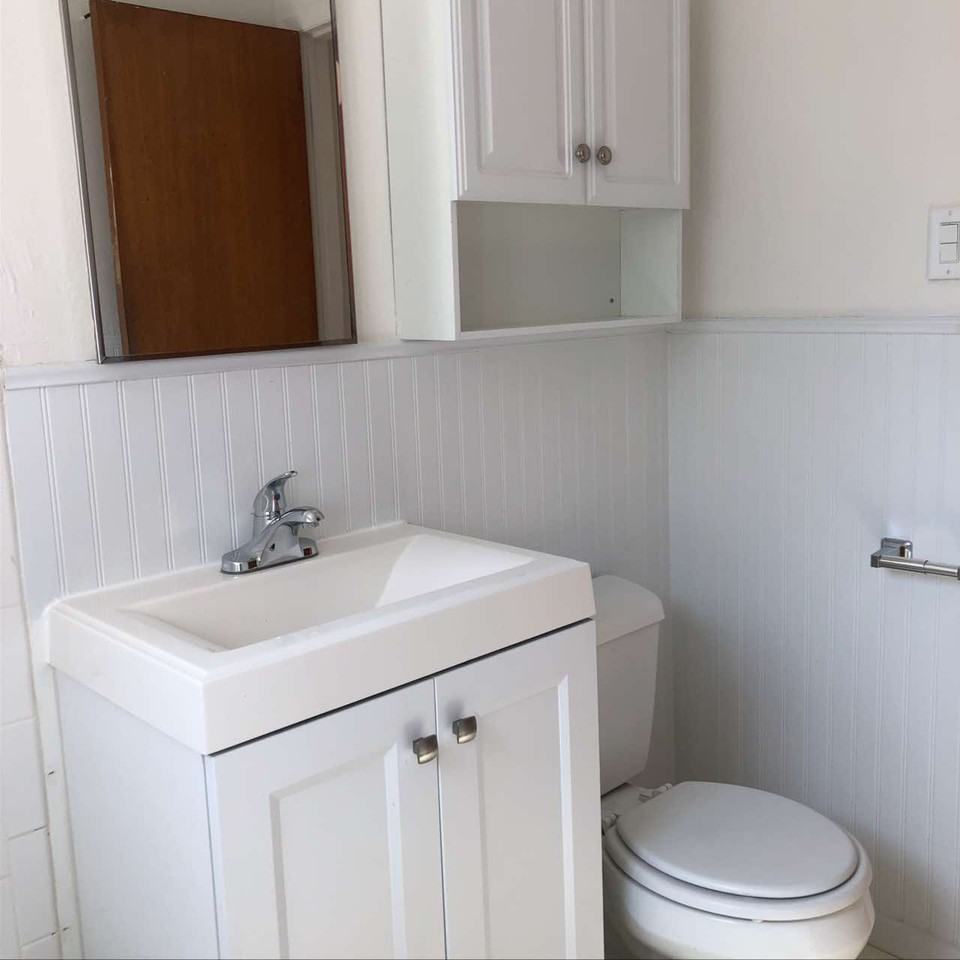 1017 W Mulberry St #1 - Photo 5 of 15