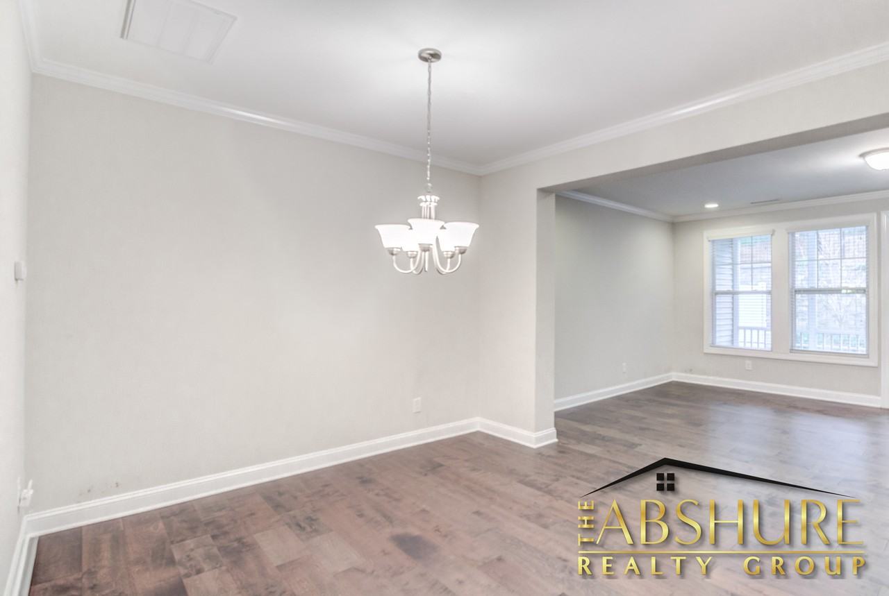 4240 Vallonia Dr #1 - Photo 4 of 30