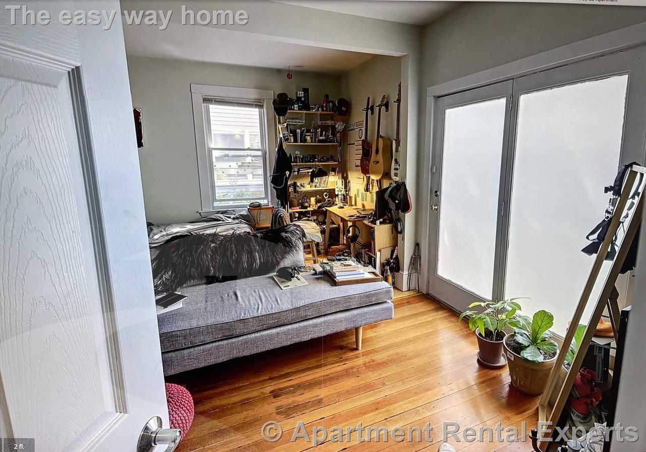 231 Norfolk St #1 - Photo 4 of 14