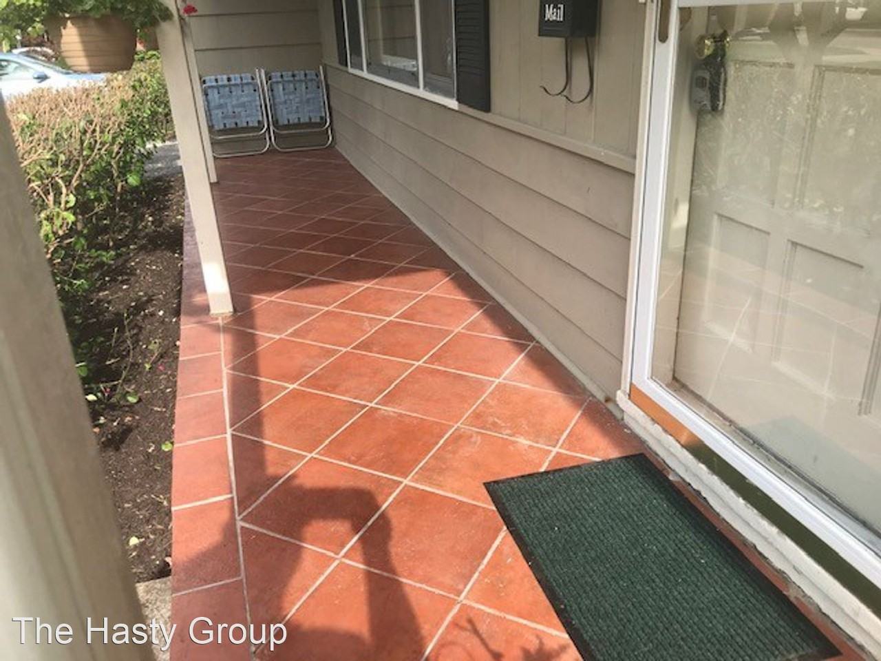 2211 Somerset Dr - Photo 3 of 21