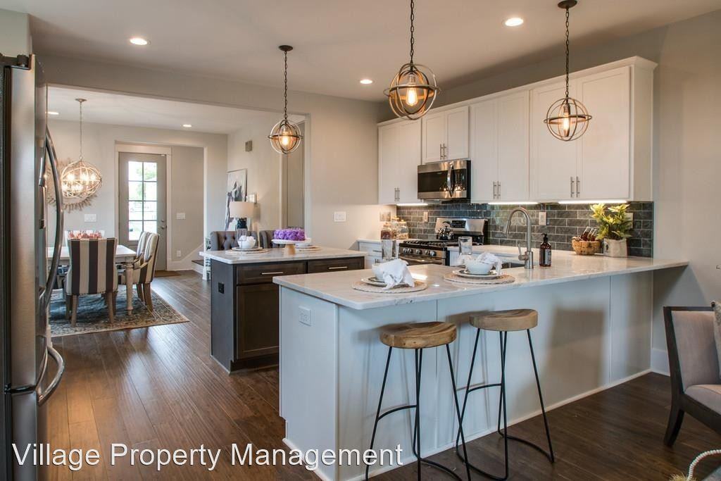2108 11th Ave N #B - Photo 2 of 18
