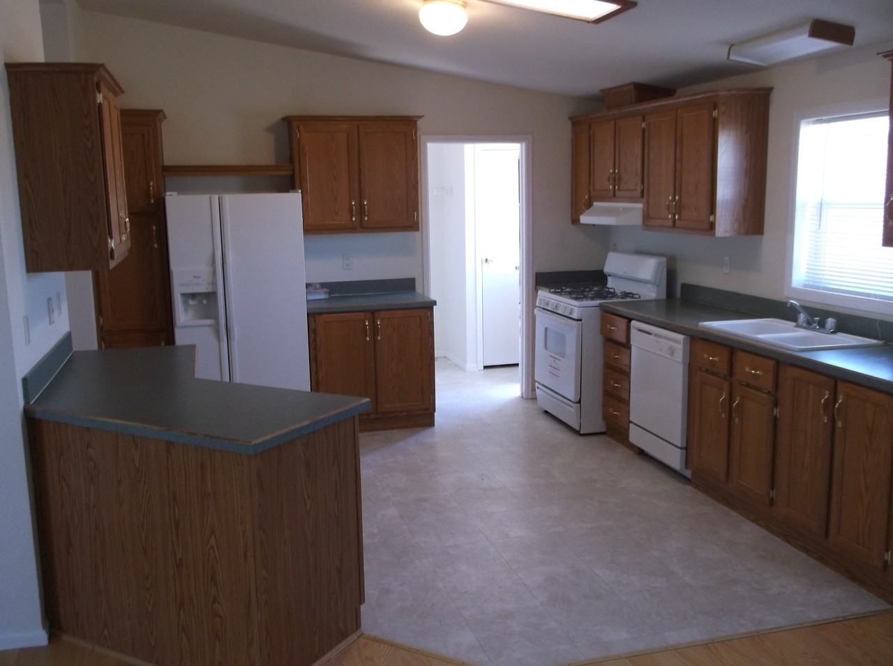 23714 Clear Spring Ln - Photo 2 of 10