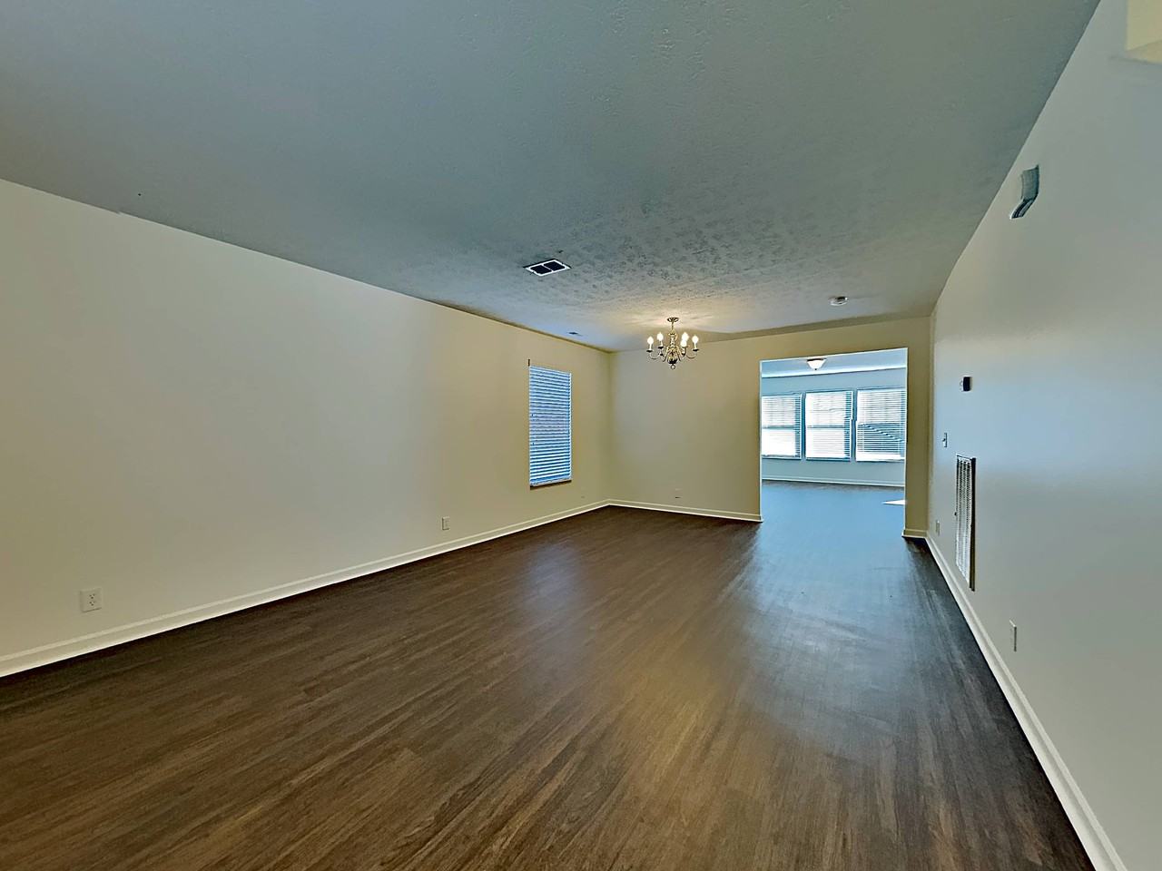 3177 Hidden Creek Dr - Photo 2 of 20