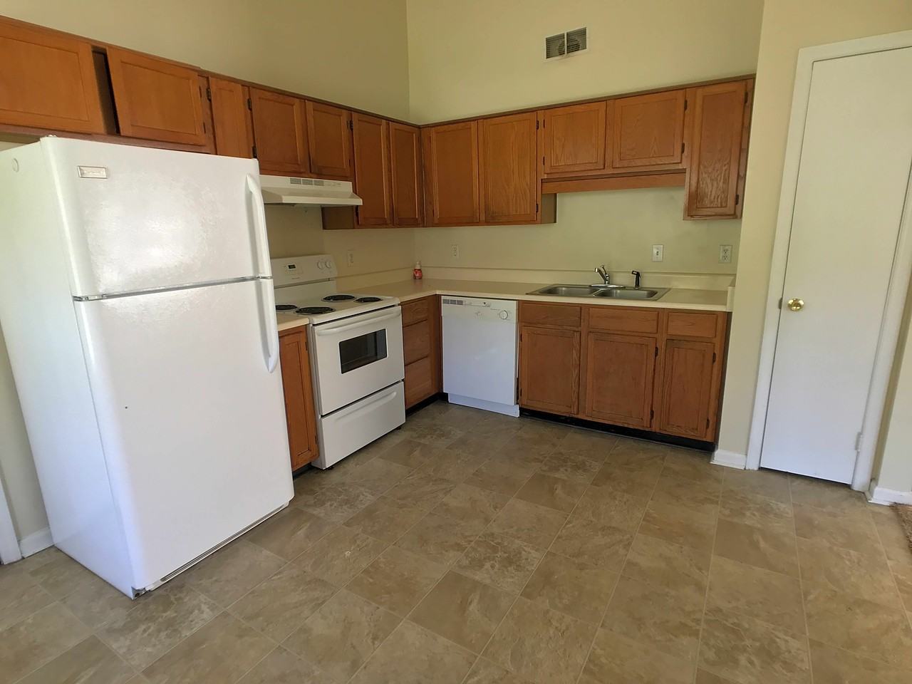 7322 Grant St - Photo 2 of 10