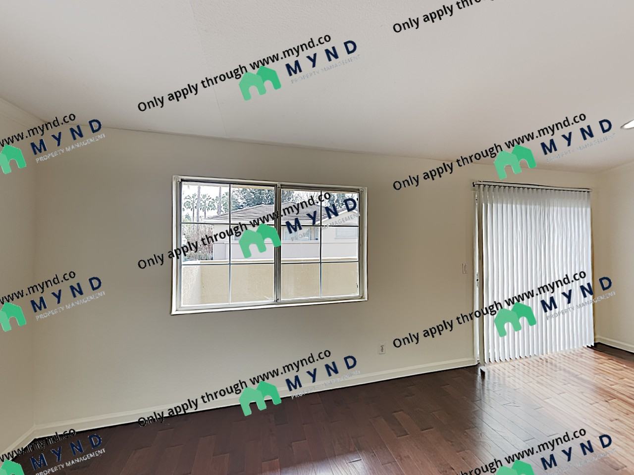 301 Ribbonwood Ave - Photo 2 of 15