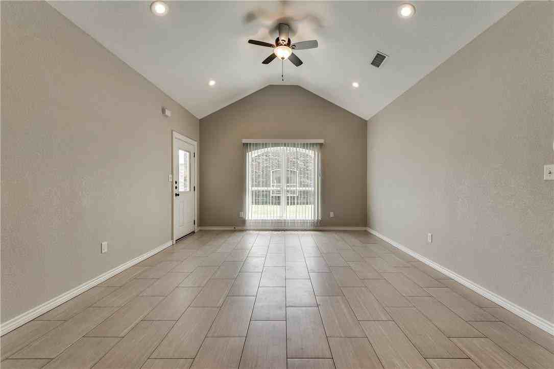 6037 Jennings Dr #1 - Photo 3 of 17