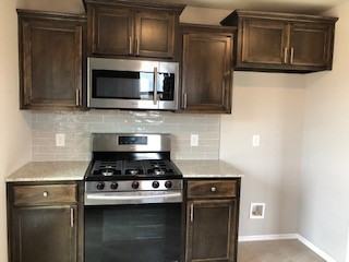 2704 Northwest 195th Street - Photo 4 of 28