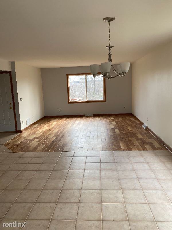1935 Sheridan Rd - Photo 3 of 16