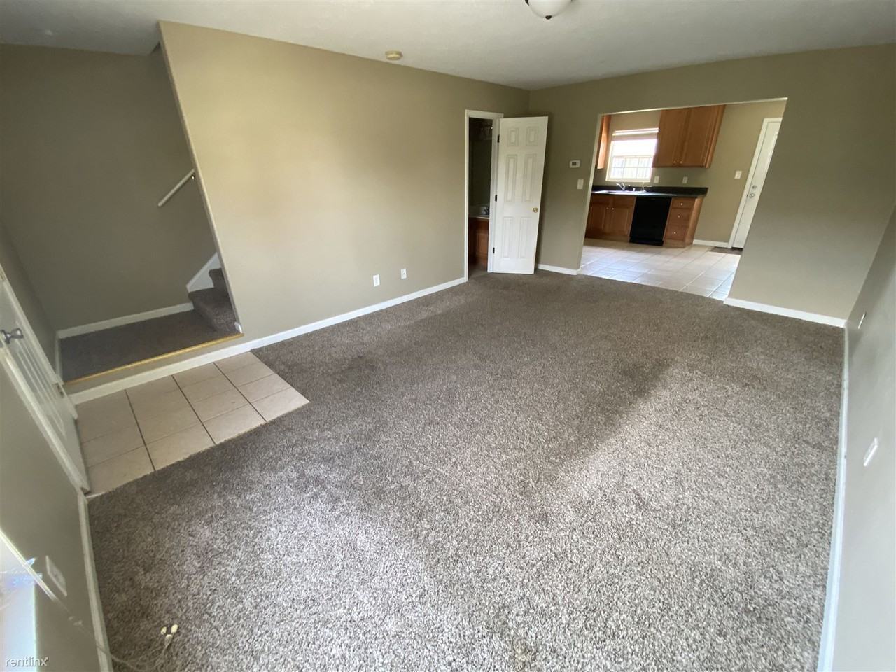 330 Kenlee Cir - Photo 2 of 8