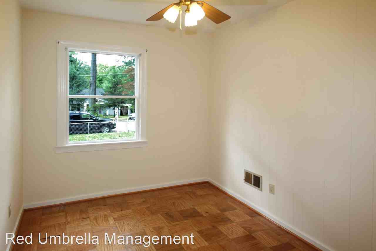1943 Storm Dr - Photo 2 of 25
