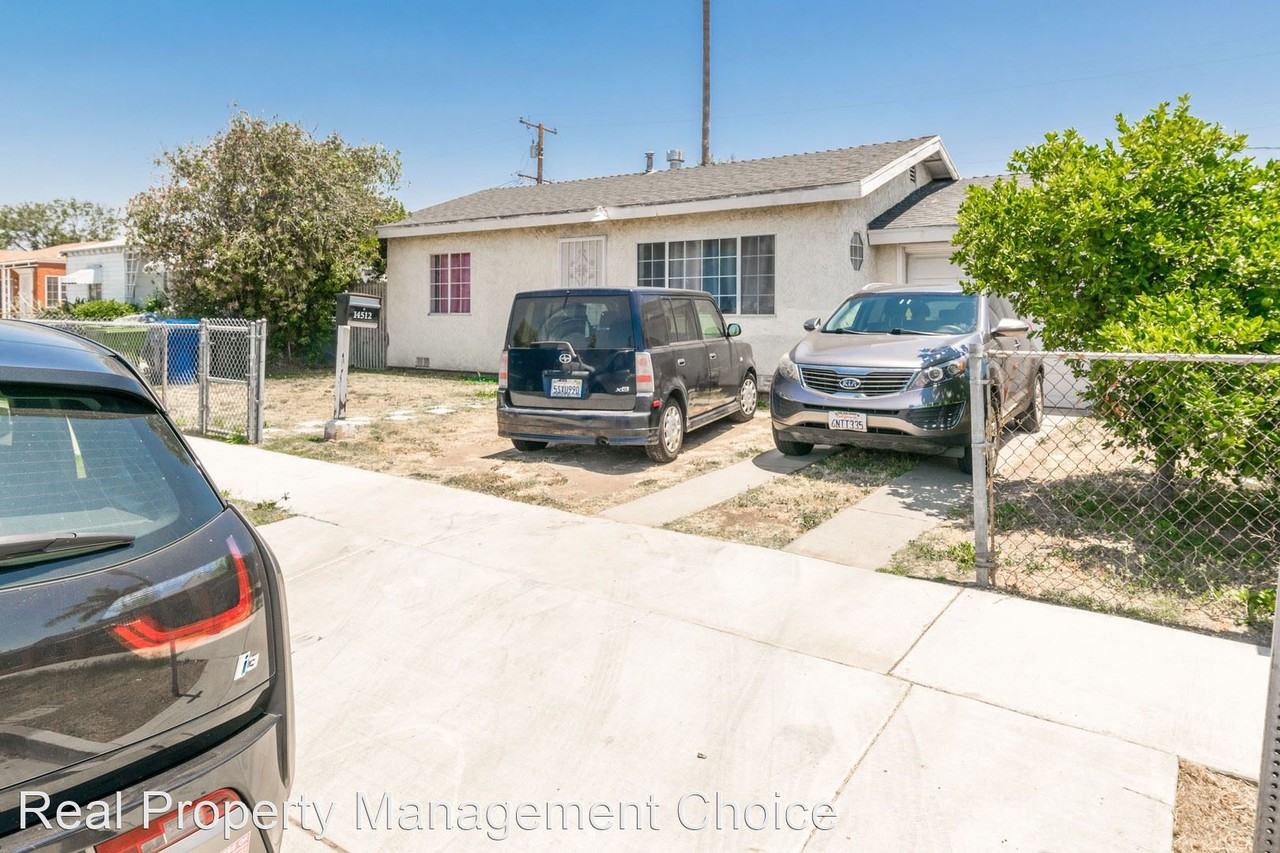 14512 S Loness Ave - Photo 2 of 16