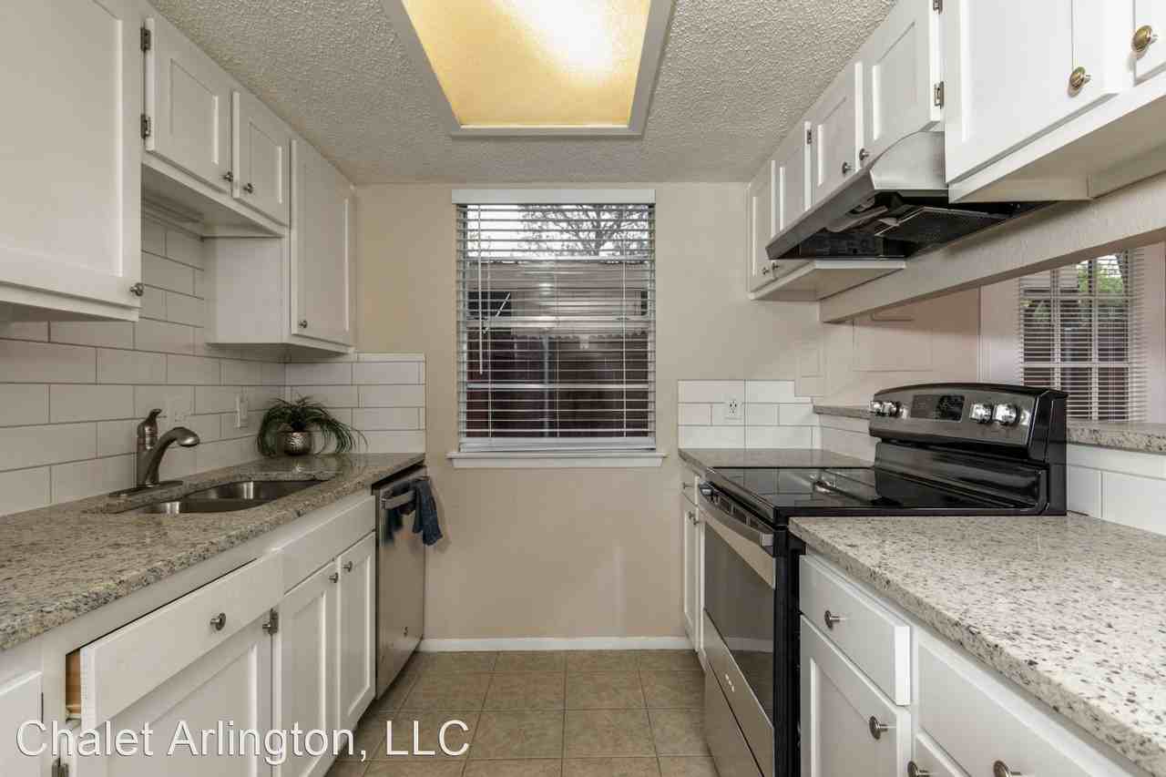 2448 N Graham Dr - Photo 3 of 20