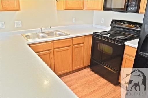 888 N 1125 W - Photo 3 of 19