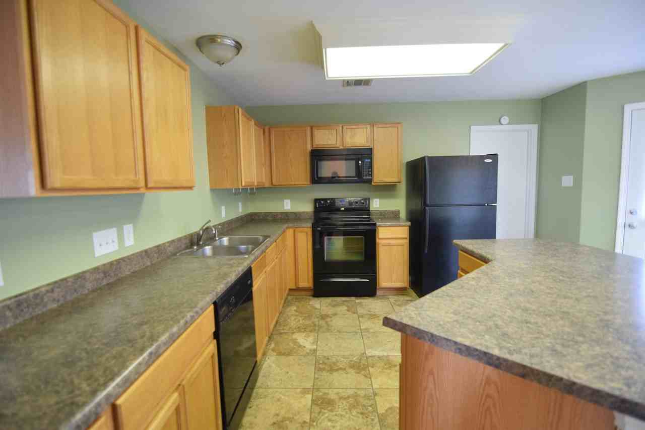 411 Sunrise Blf - Photo 4 of 19