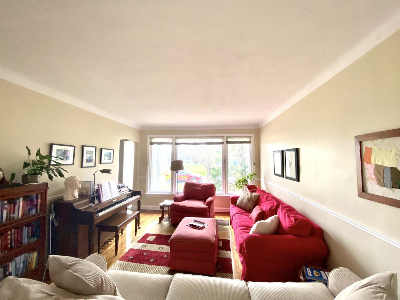 132 Crocus Ave - Photo 2 of 12