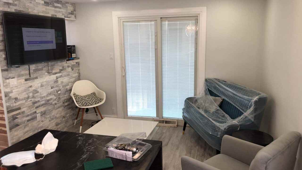 1468 Wyandotte St E #Main - Photo 4 of 22